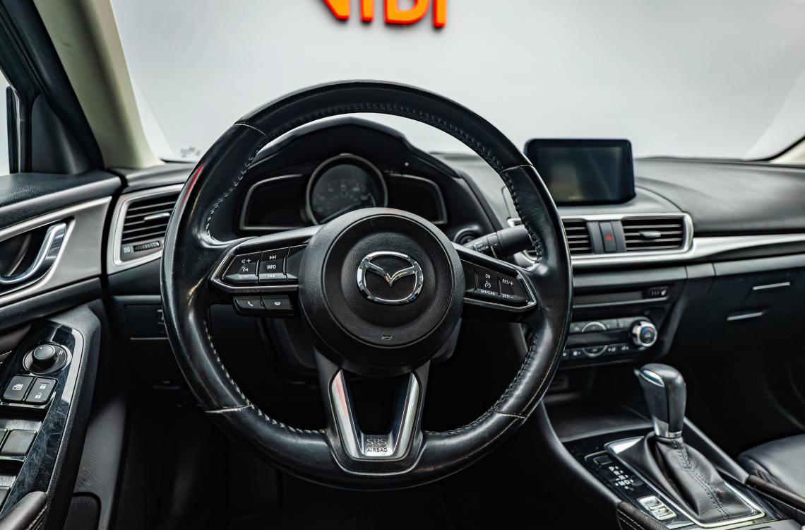 mazda picture